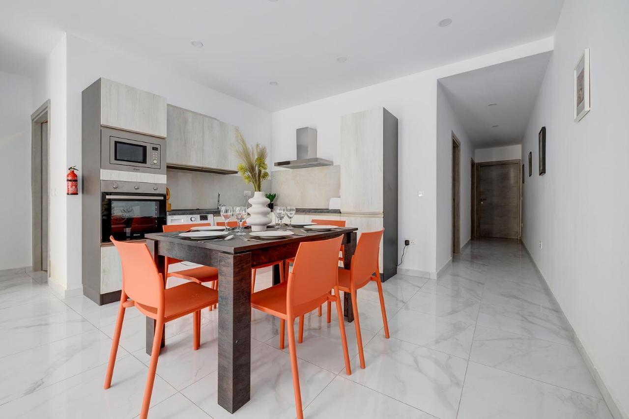 Modern Family Holiday Retreat In Gzira Sliema Extérieur photo