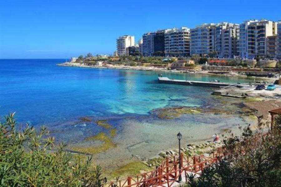 Modern Family Holiday Retreat In Gzira Sliema Extérieur photo