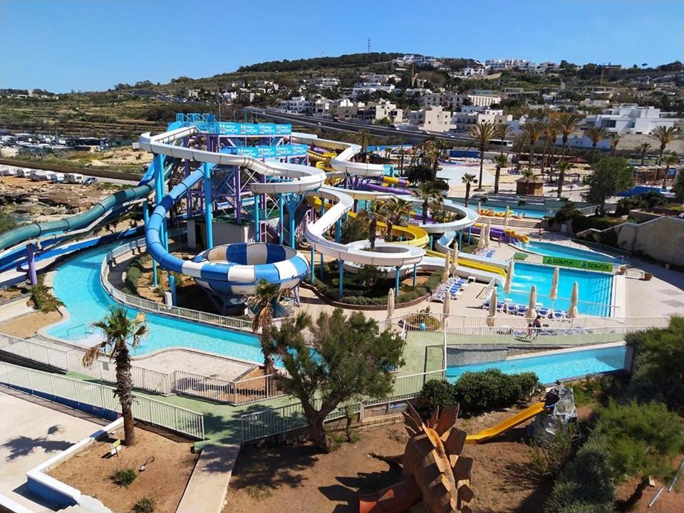 Modern Family Holiday Retreat In Gzira Sliema Extérieur photo